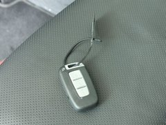 2012款 2.4L 自动 旗舰版