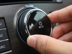 2012款 2.4L 自动 旗舰版