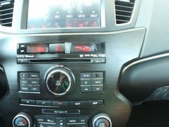 2012款 2.4L 自动 旗舰版