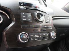 2012款 2.4L 自动 旗舰版