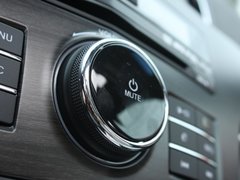 2012款 2.4L 自动 旗舰版