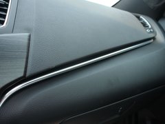 2012款 2.4L 自动 旗舰版