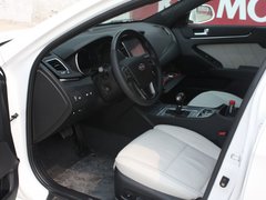 2012款 2.4L 自动 旗舰版