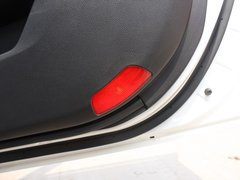 2012款 2.4L 自动 旗舰版