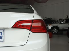 2012款 2.4L 自动 旗舰版