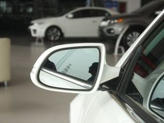 2012款 2.4L 自动 旗舰版