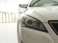 2012款 2.4L 自动 旗舰版
