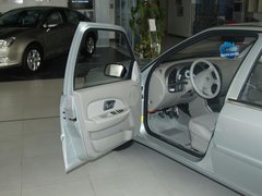 2011款 两厢 1.6 手动 科技型