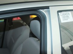 2011款 两厢 1.6 手动 科技型