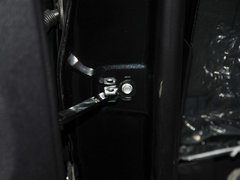 2012款 欧风版 2.0L 手动 两驱豪华型 5座