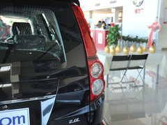 2012款 欧风版 2.0L 手动 两驱豪华型 5座
