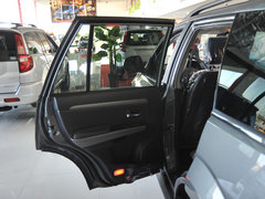 2012款 欧风版 2.4L 手动 四驱豪华型 5座