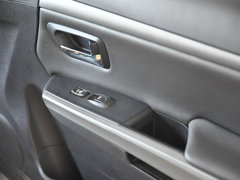 2012款 欧风版 2.4L 手动 四驱豪华型 5座