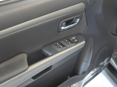 2012款 欧风版 2.4L 手动 四驱豪华型 5座