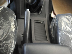 2012款 欧风版 2.4L 手动 四驱豪华型 5座