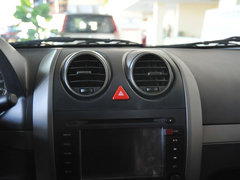 2012款 欧风版 2.4L 手动 四驱豪华型 5座