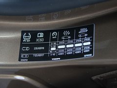 2012款 3.0T 自动 AWD舒适版 5座