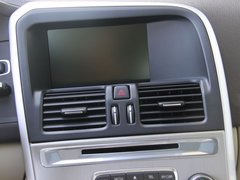 2012款 3.0T 自动 AWD舒适版 5座