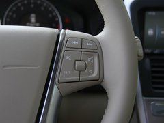 2012款 3.0T 自动 AWD舒适版 5座
