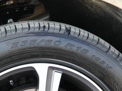2012款 3.0T 自动 AWD舒适版 5座