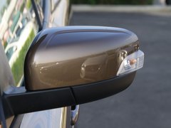 2012款 3.0T 自动 AWD舒适版 5座