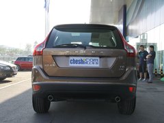 沃尔沃(进口)  XC60 3.0T AT 车辆正后方尾部视角