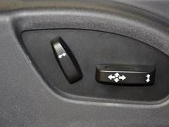2012款 3.0T 自动 AWD个性运动版 5座