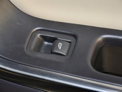 2012款 3.0T 自动 AWD个性运动版 5座