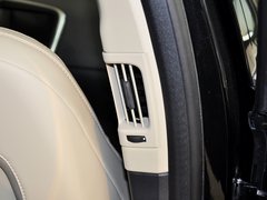2012款 3.0T 自动 AWD个性运动版 5座