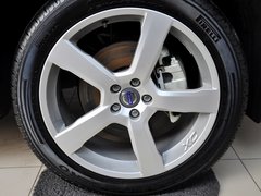2012款 3.0T 自动 AWD个性运动版 5座
