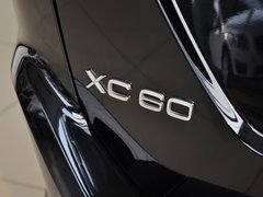 2012款 3.0T 自动 AWD个性运动版 5座