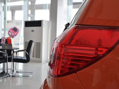 2011款 1.5 手动 标准型