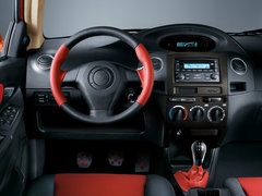 2011款 1.5 手动 Cross 豪华型 VVT