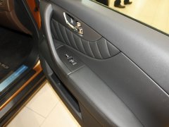 2011款 FX35 3.5L 自动 标准版 5座