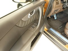 2011款 FX35 3.5L 自动 标准版 5座