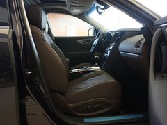 2011款 FX35 3.5L 自动 超越版 5座
