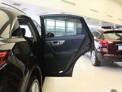 2011款 FX35 3.5L 自动 超越版 5座