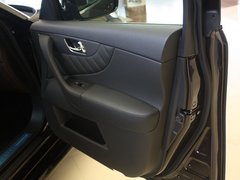 2011款 FX35 3.5L 自动 超越版 5座