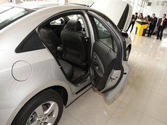 2011款 1.6SE 自动 变形金刚版