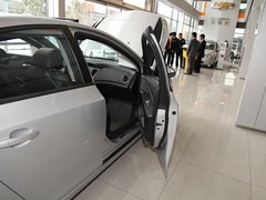2011款 1.6SE 自动 变形金刚版