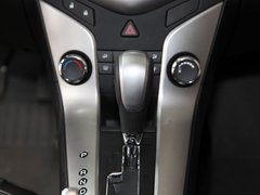 2011款 1.6SE 自动 变形金刚版