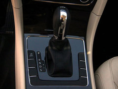 2011款 1.4TSI 手动 尊荣版
