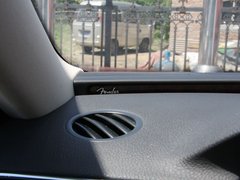 2011款 1.4TSI 手动 尊荣版
