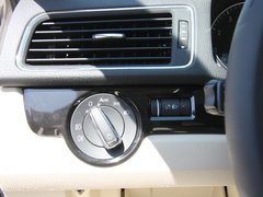 2011款 1.4TSI 手动 尊荣版