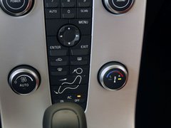 2012款 2.0 DCT Aktiv 炫动套装版