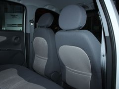 2011款 1.3L AMT 豪华型 5座