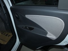 2011款 1.3L AMT 豪华型 5座
