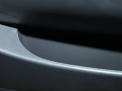2011款 1.3L AMT 豪华型 5座