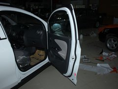 2011款 1.3L AMT 豪华型 5座