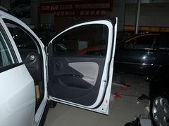 2011款 1.3L AMT 豪华型 5座